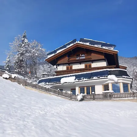 Haus Am Waldrand Apartament